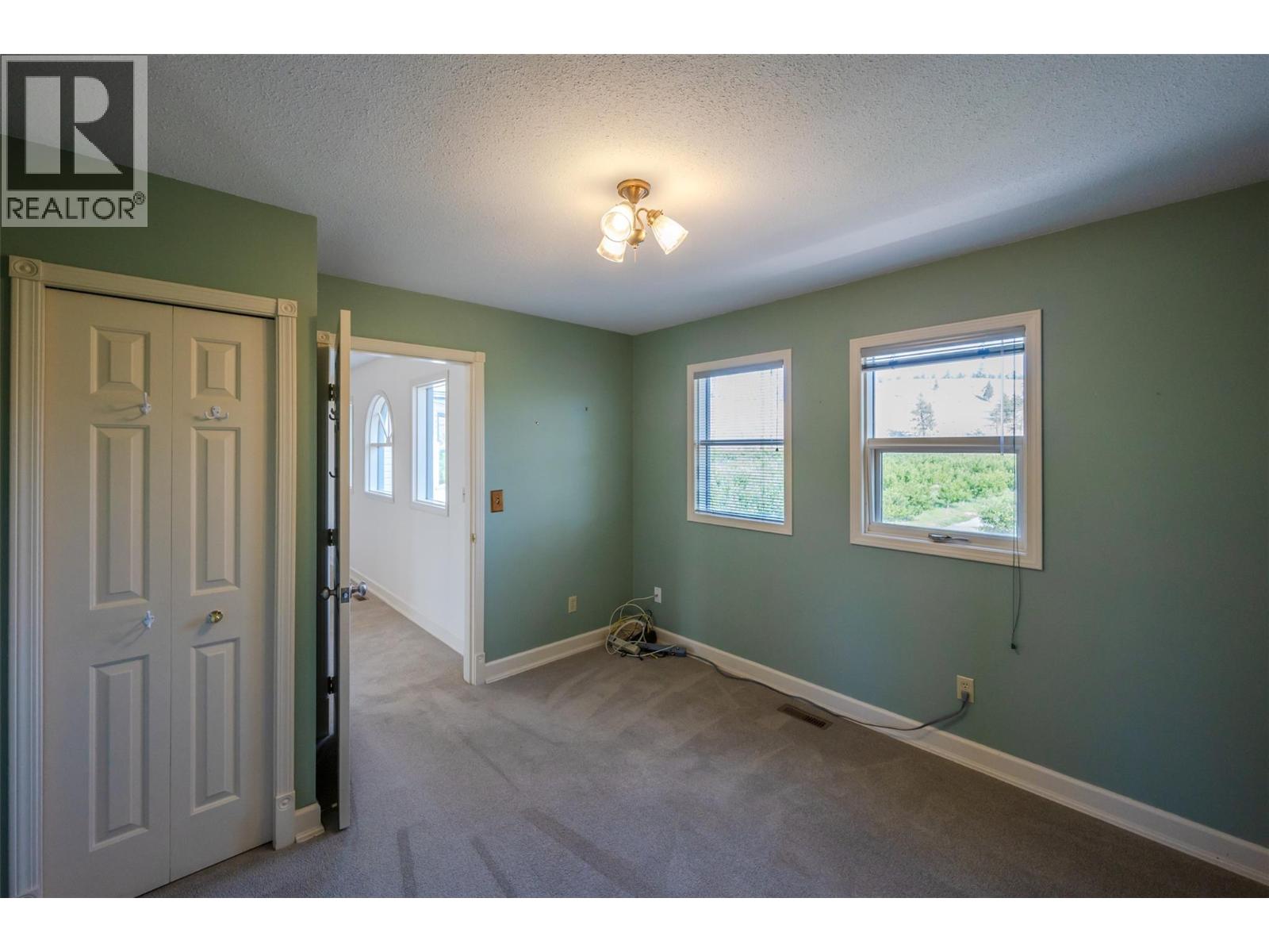  12021 JONES FLAT Road, Summerland