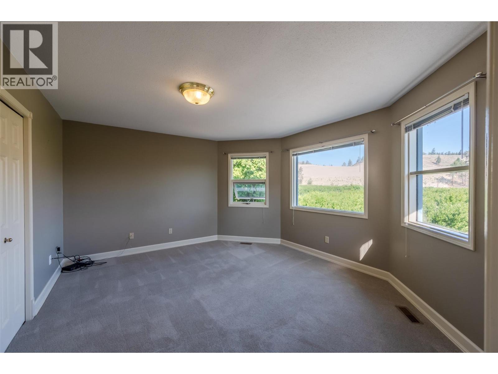  12021 JONES FLAT Road, Summerland