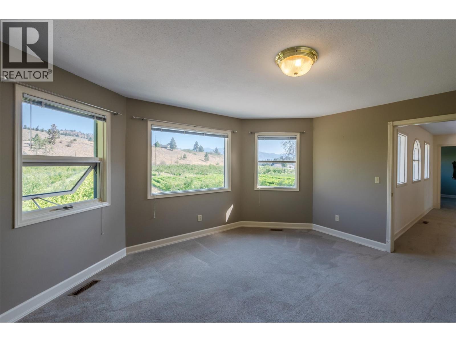  12021 JONES FLAT Road, Summerland