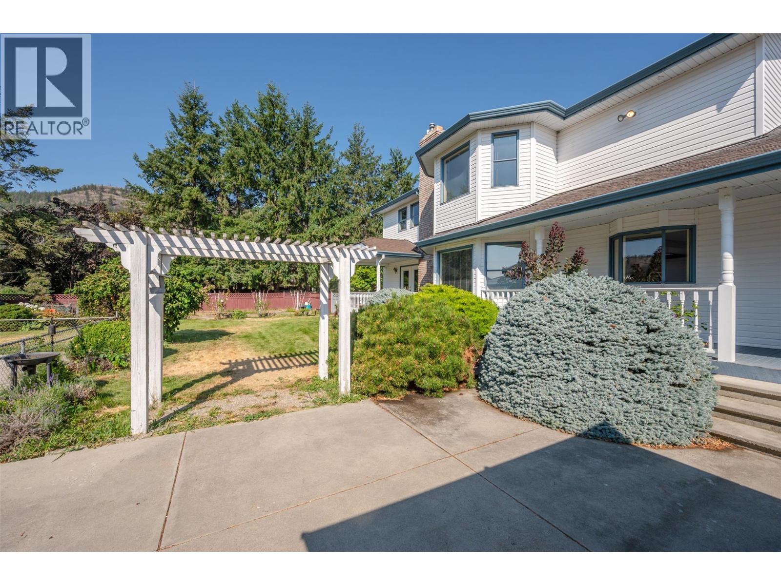  12021 JONES FLAT Road, Summerland