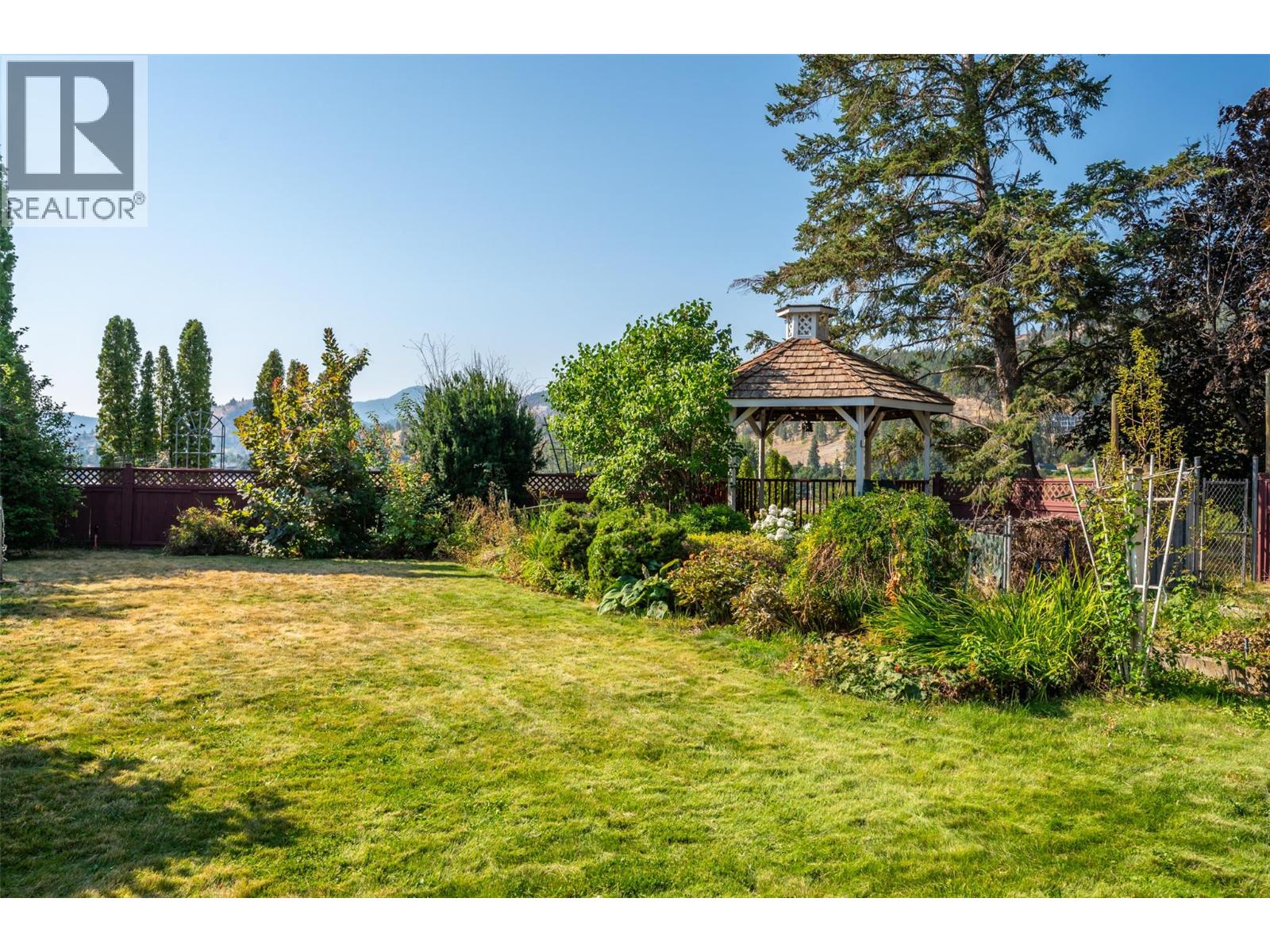  12021 JONES FLAT Road, Summerland