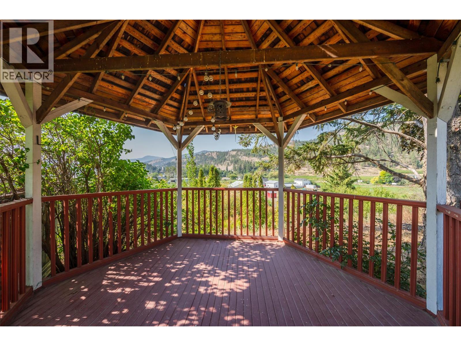  12021 JONES FLAT Road, Summerland
