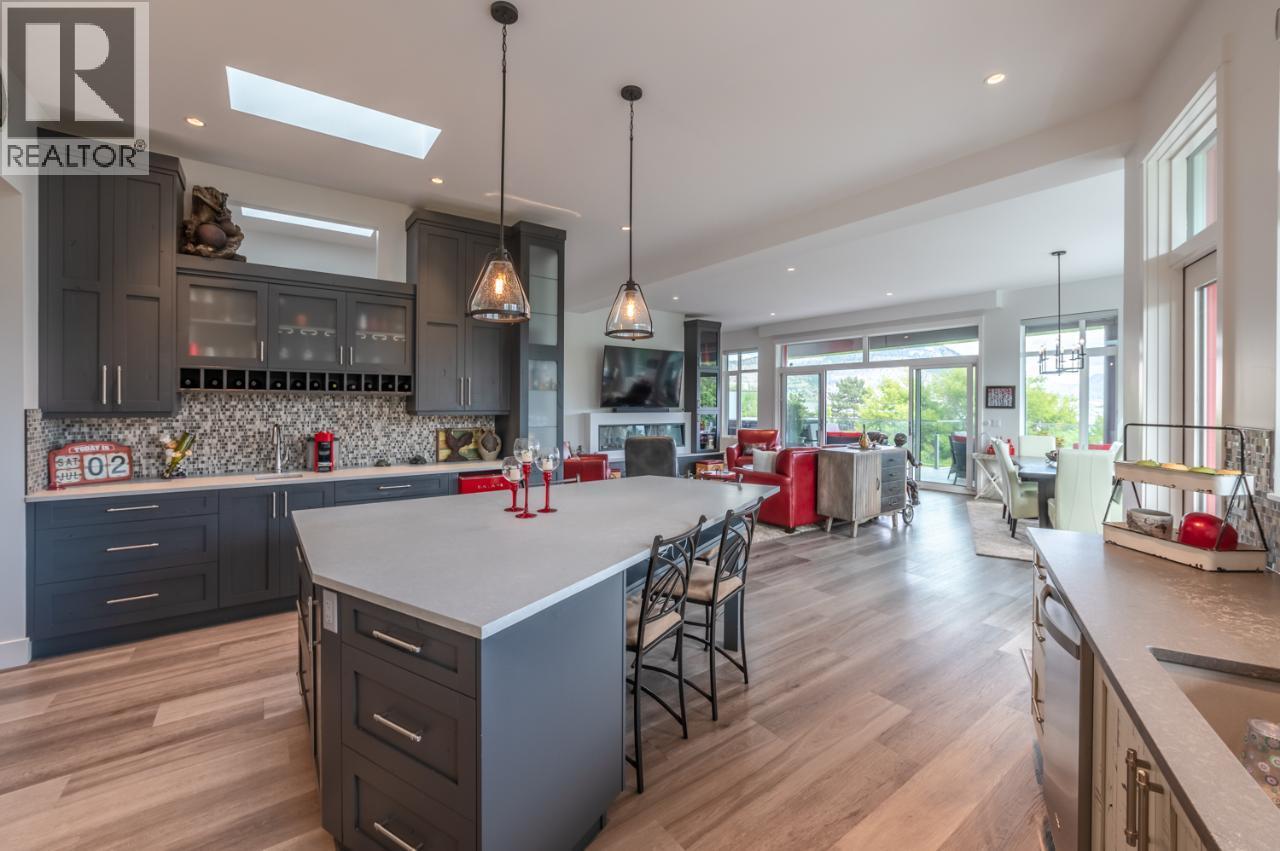  88 Lakeshore Drive, Penticton