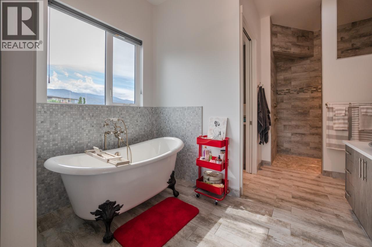  88 Lakeshore Drive, Penticton