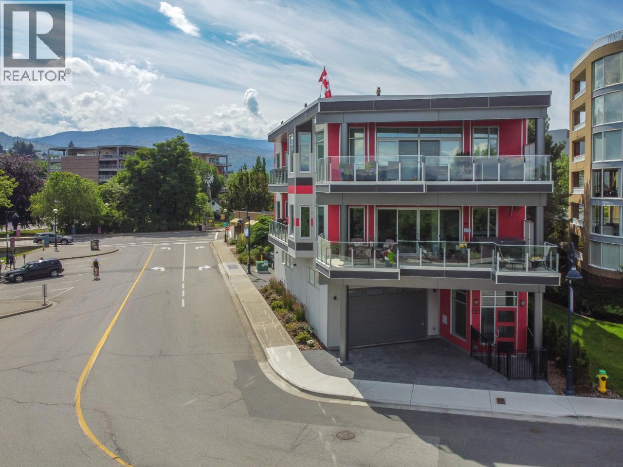  88 Lakeshore Drive, Penticton