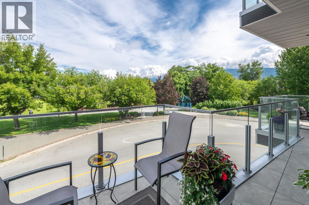  88 Lakeshore Drive, Penticton
