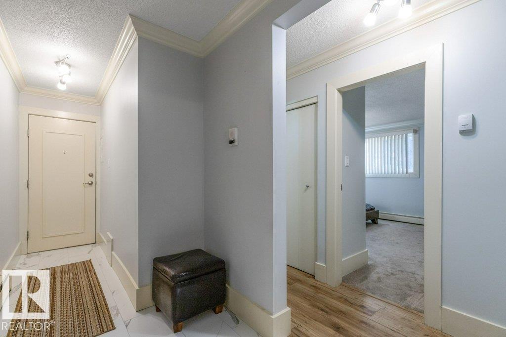 #101 11916 104 ST NW, Edmonton