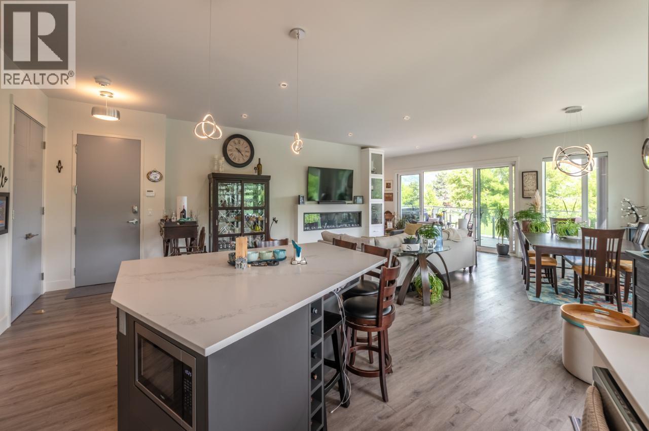 88 Lakeshore Drive, Penticton