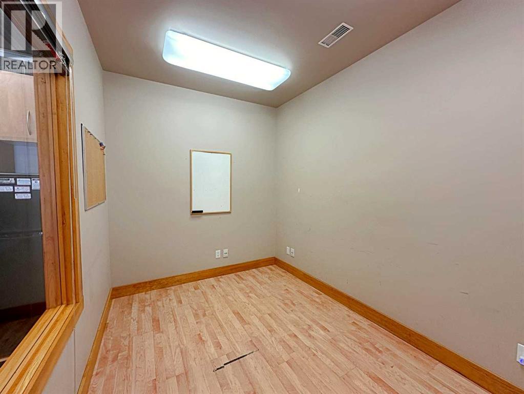 380 Mackenzie Boulevard, Fort McMurray