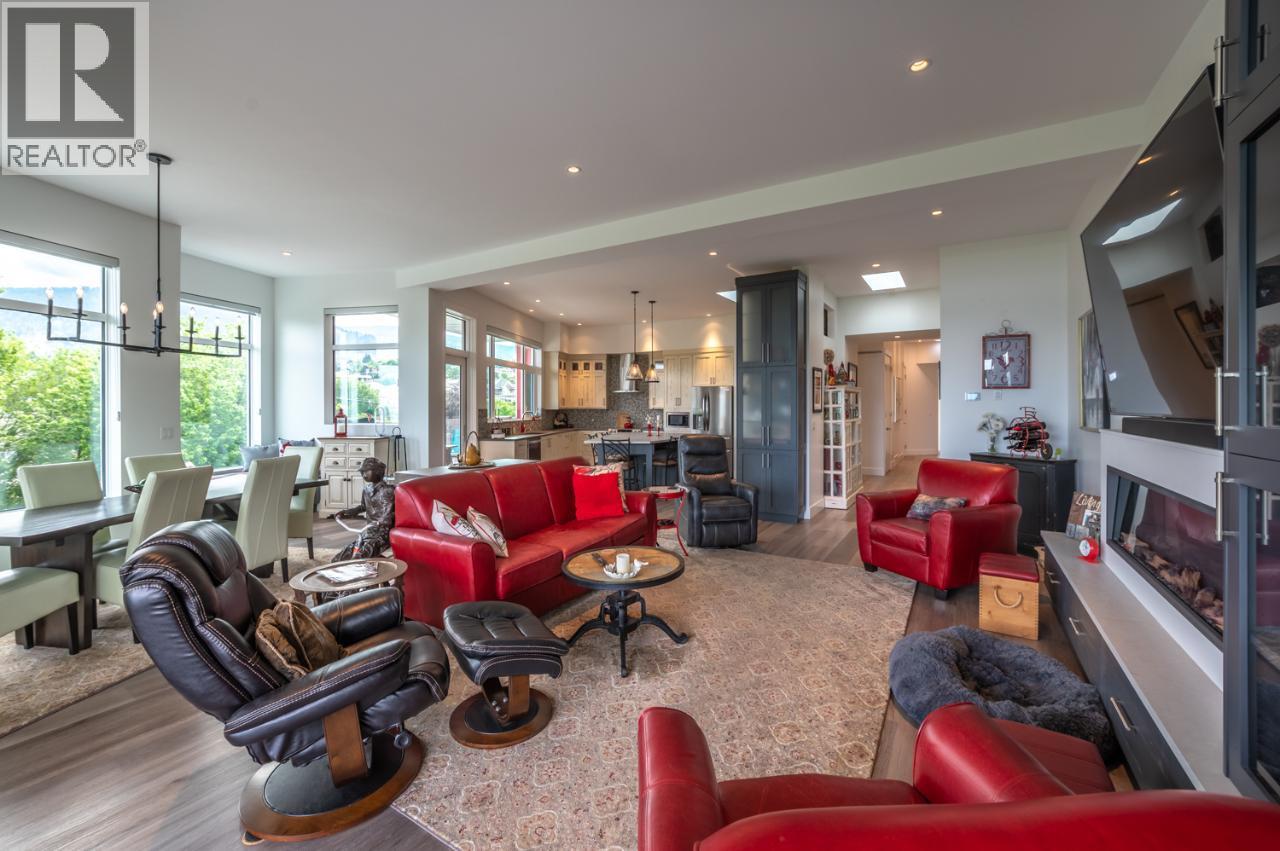  88 Lakeshore Drive, Penticton