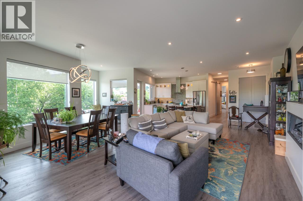  88 Lakeshore Drive, Penticton