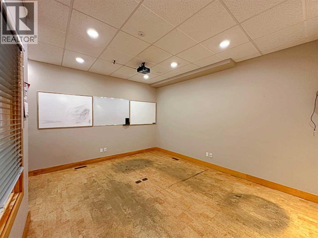 380 Mackenzie Boulevard, Fort McMurray