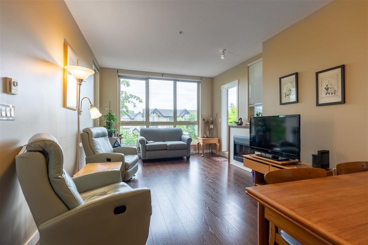 319 15988 26 AVENUE, Surrey