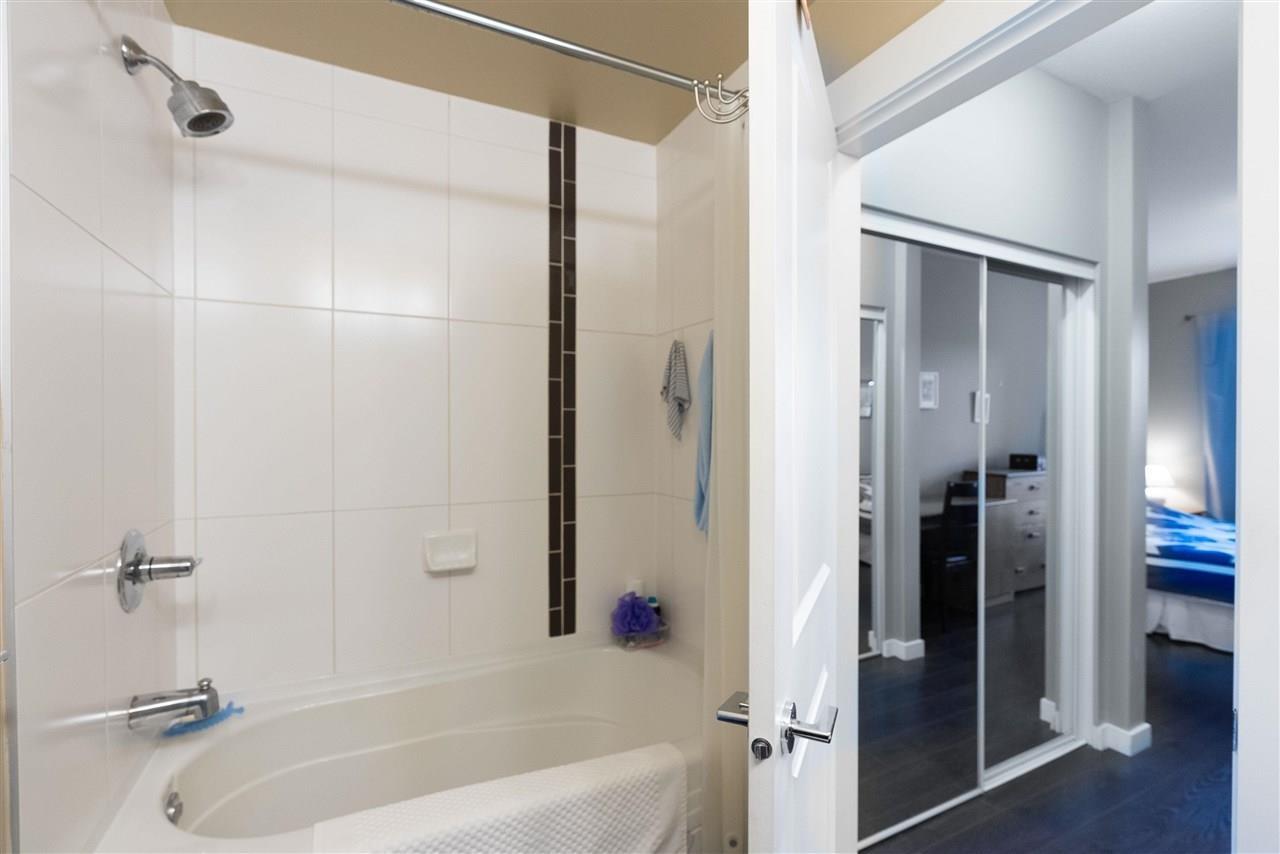 319 15988 26 AVENUE, Surrey