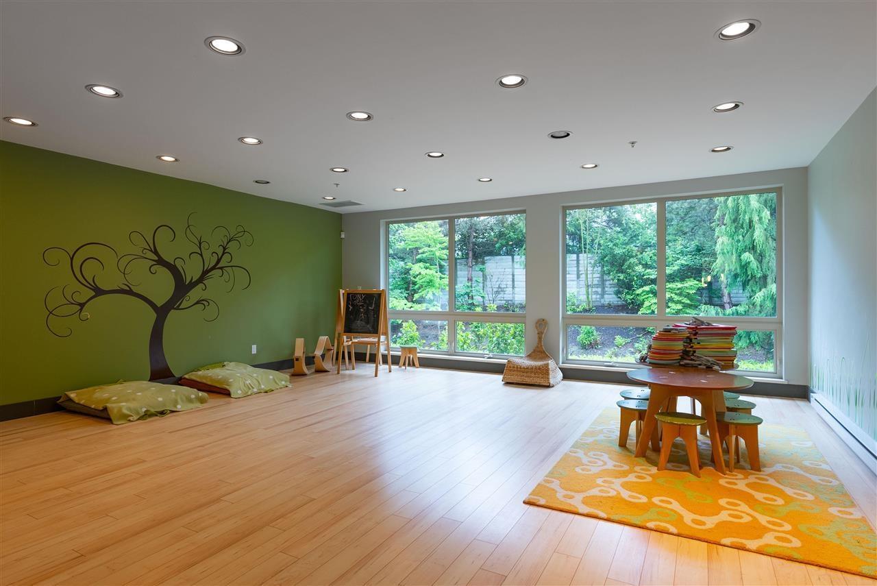 319 15988 26 AVENUE, Surrey