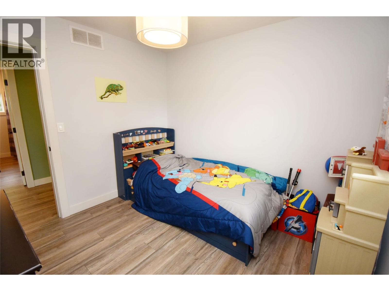 3050 Moray Street, Armstrong