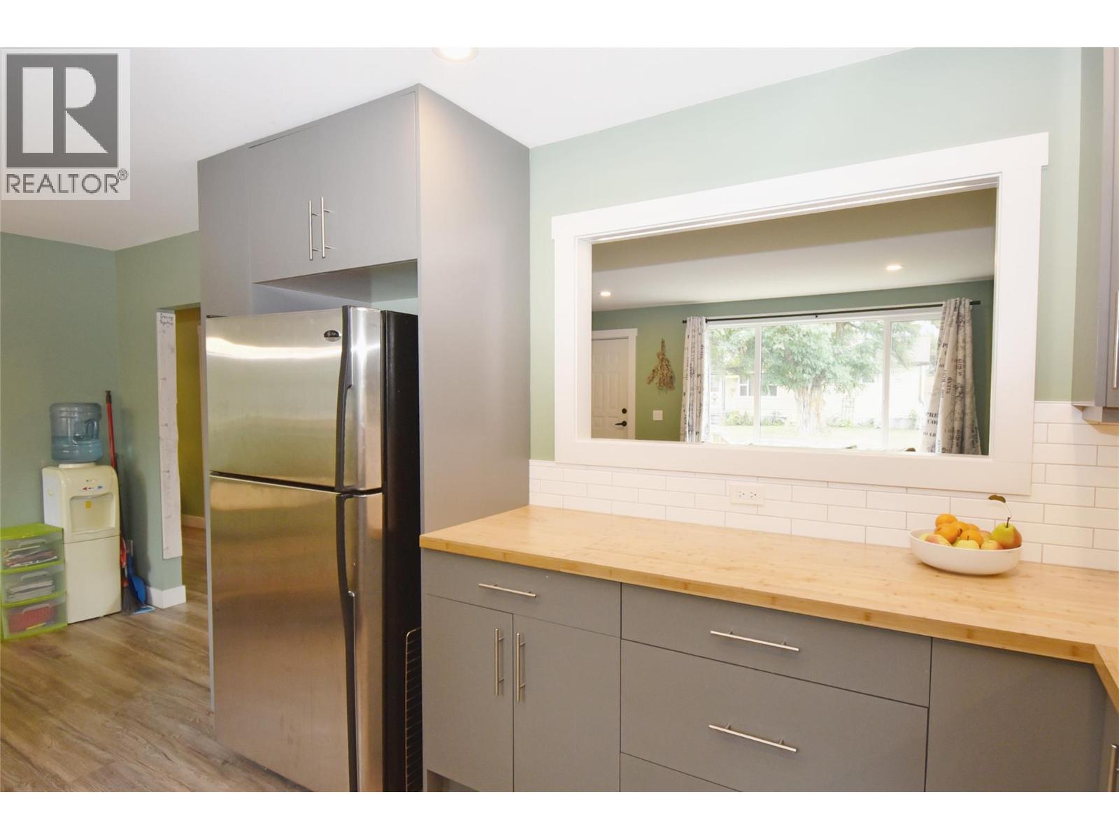 3050 Moray Street, Armstrong