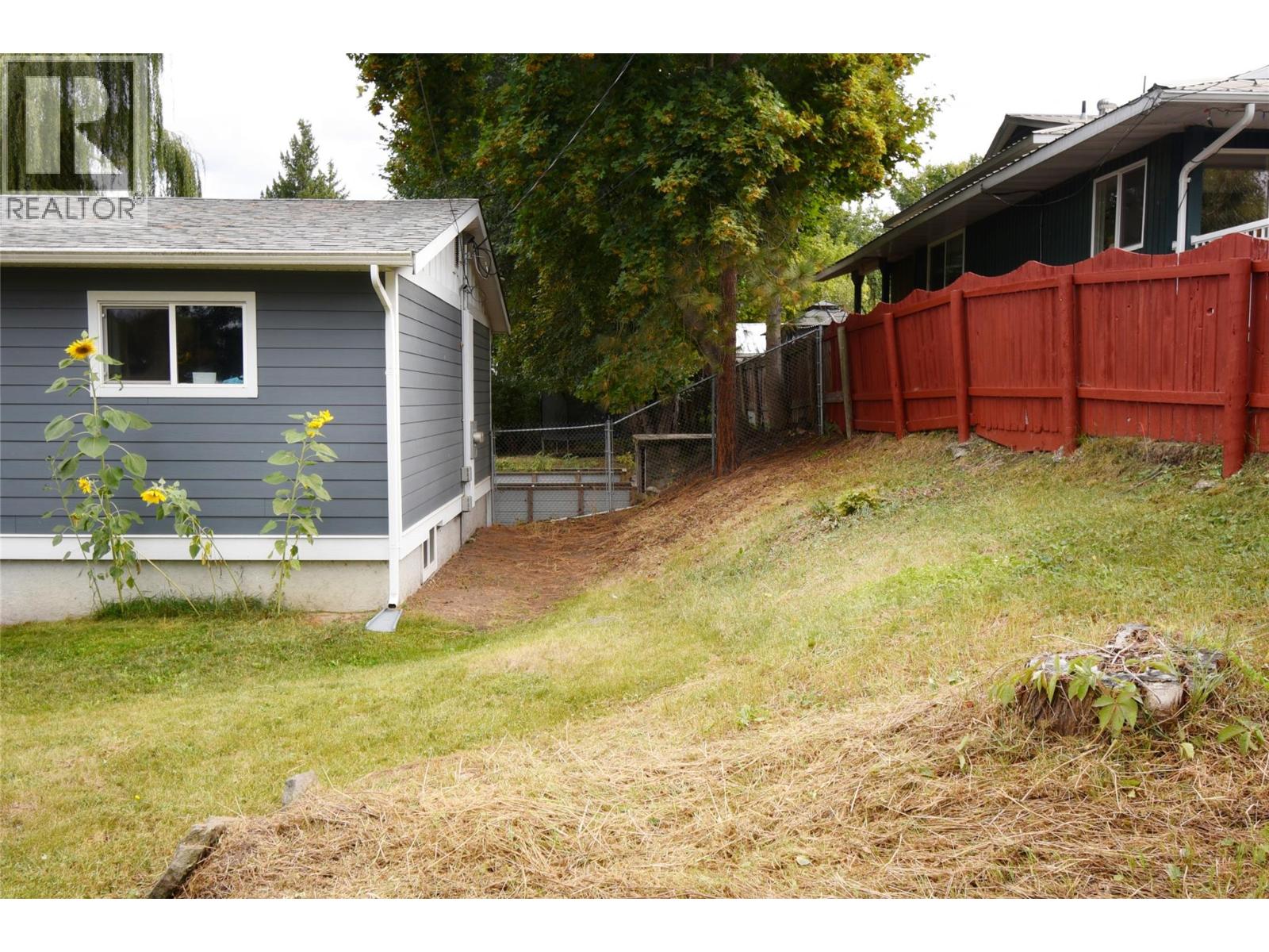 3050 Moray Street, Armstrong