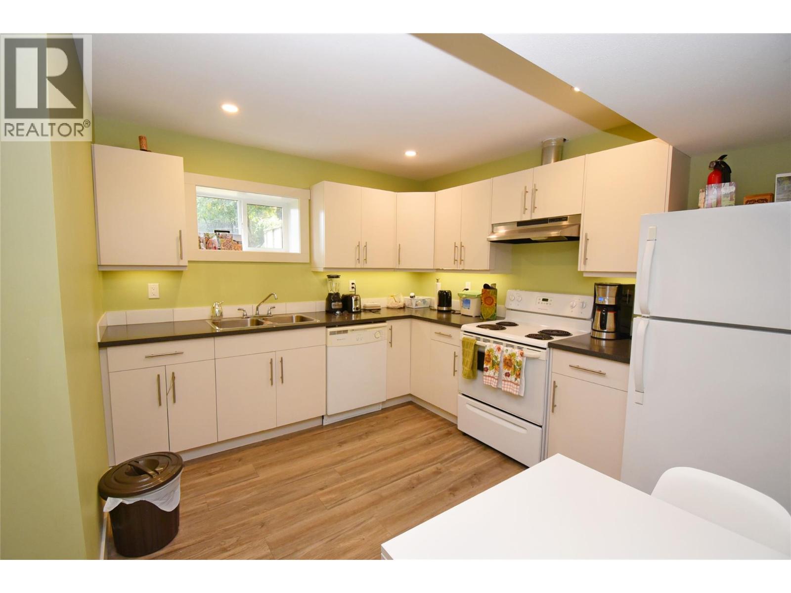 3050 Moray Street, Armstrong