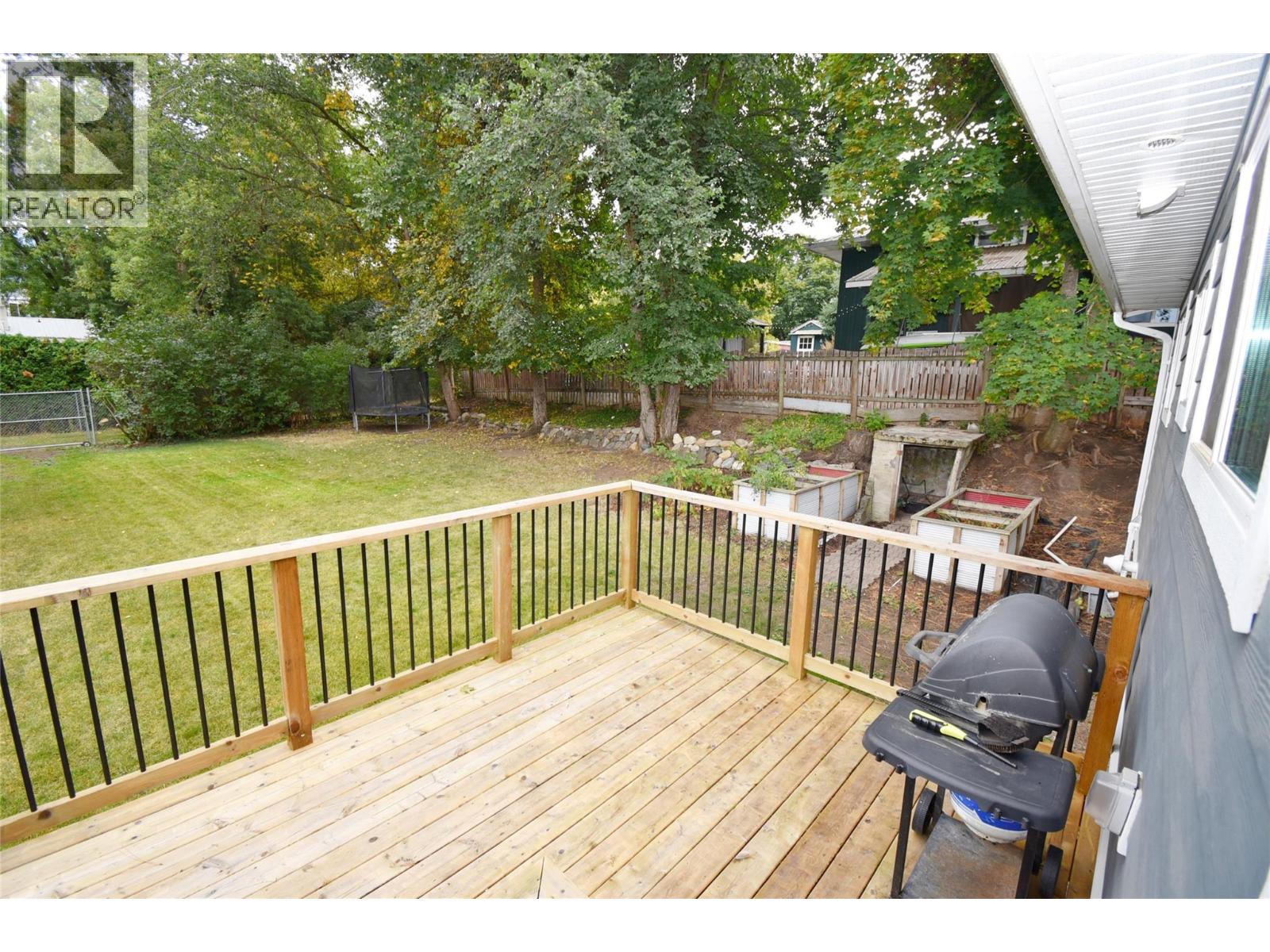 3050 Moray Street, Armstrong