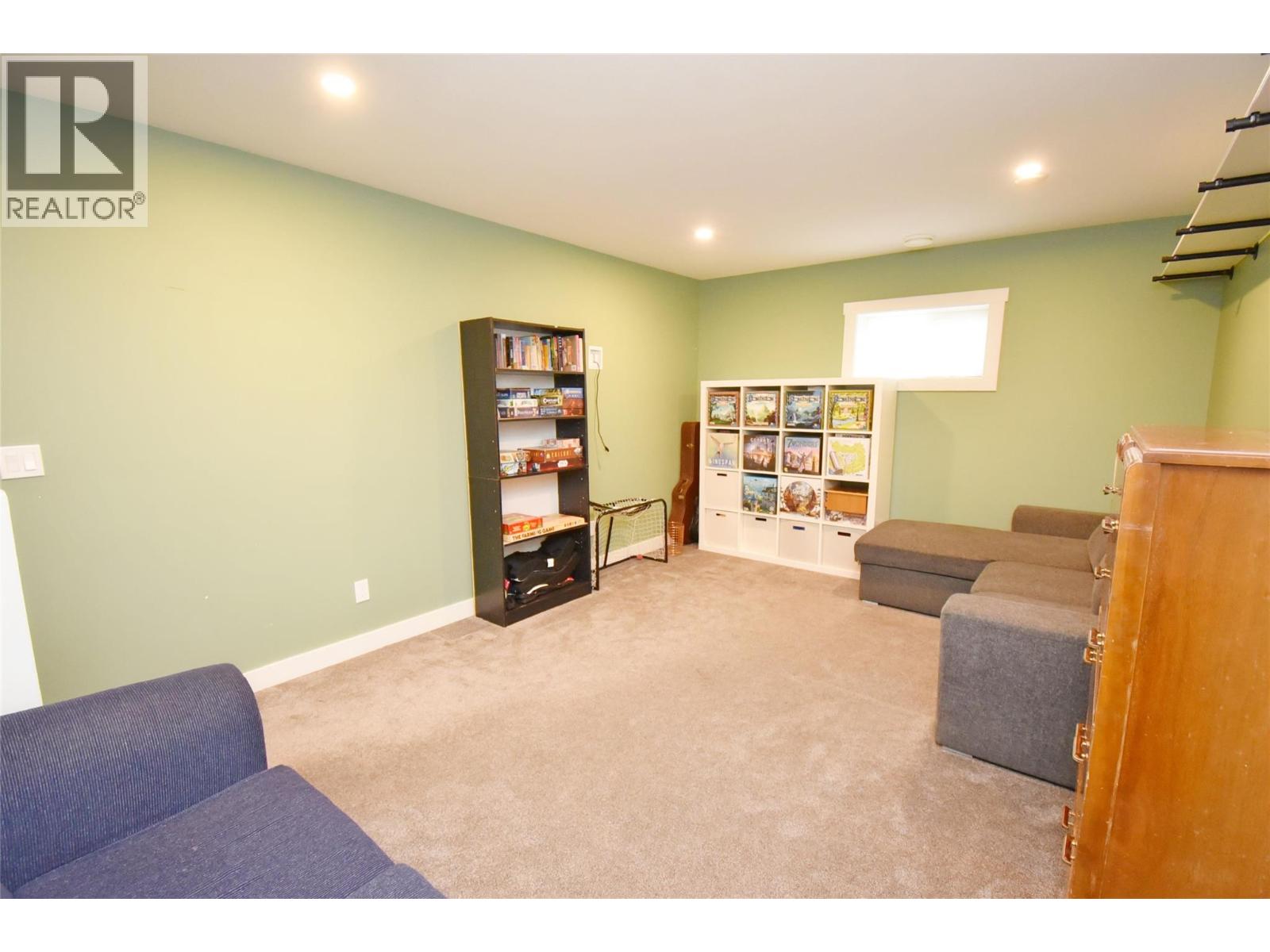 3050 Moray Street, Armstrong