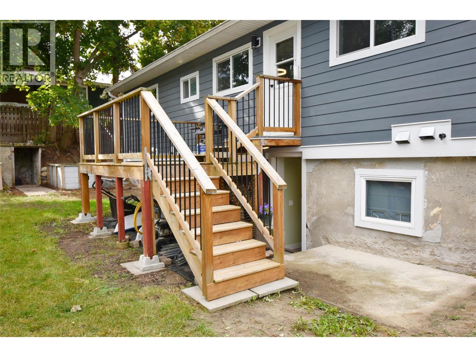 3050 Moray Street, Armstrong