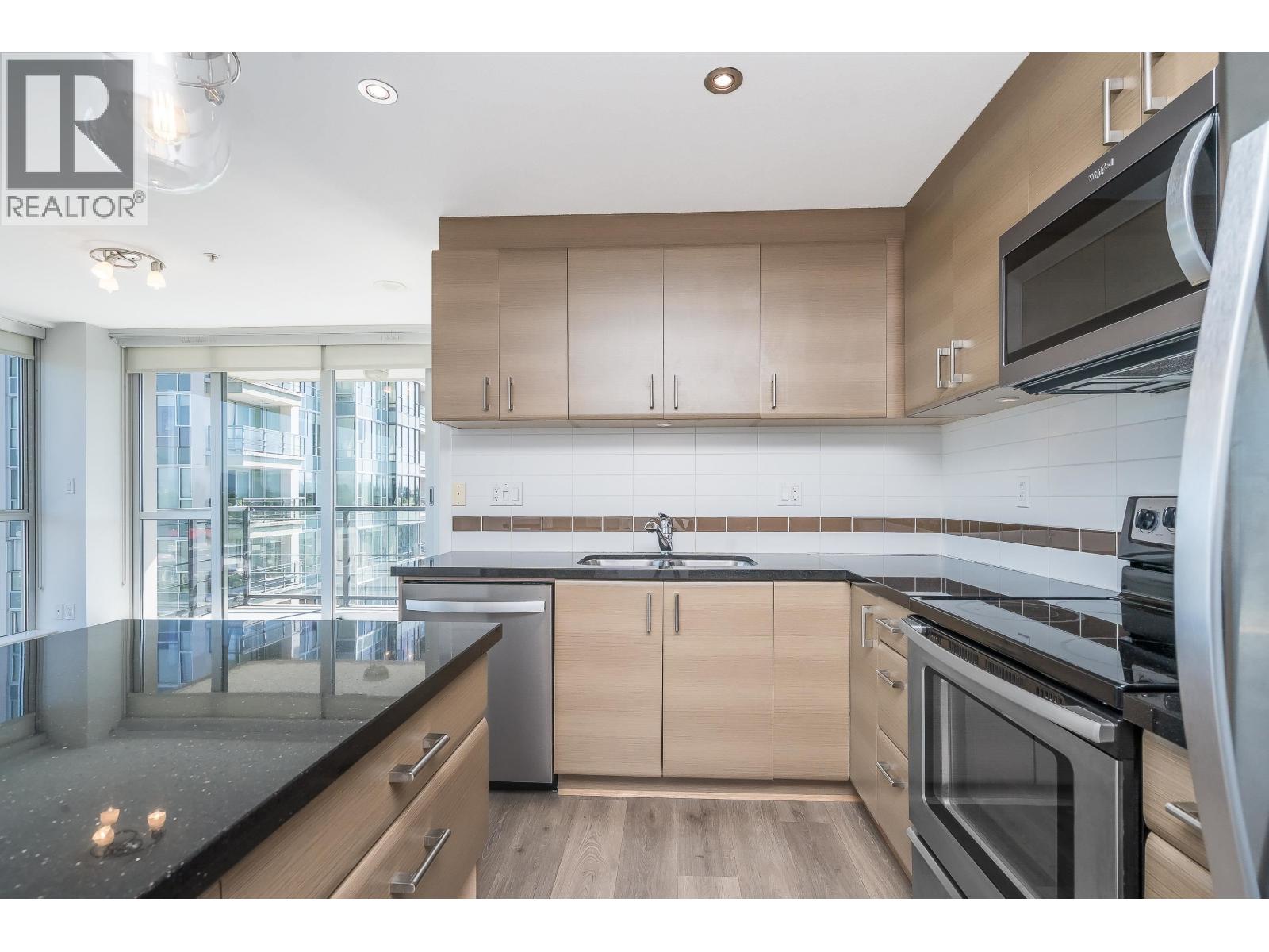 703 12079 HARRIS ROAD, Pitt Meadows