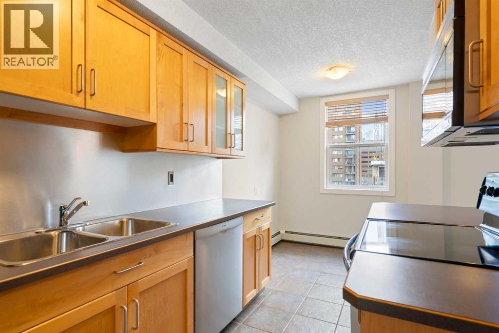 Single Family House for Sale in    Avenue SW Beltline Calgary 