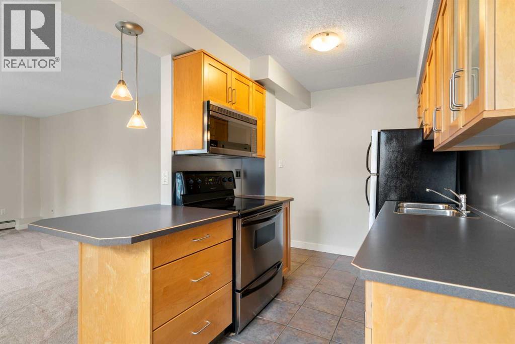 Single Family House for Sale in    Avenue SW Beltline Calgary 