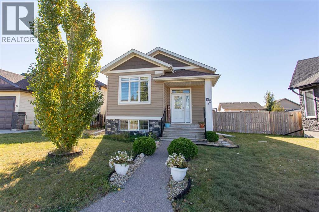 44 Mackenzie Crescent, Lacombe