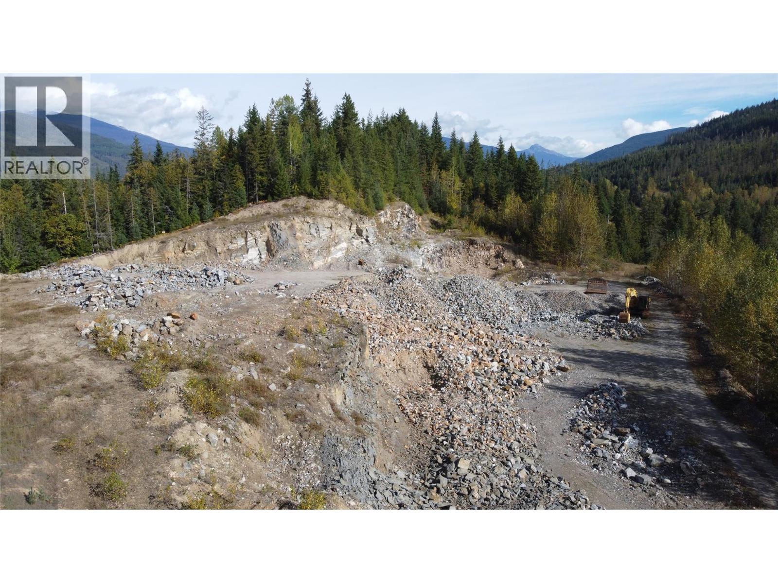  00 Oxbow Frontage Road, Malakwa