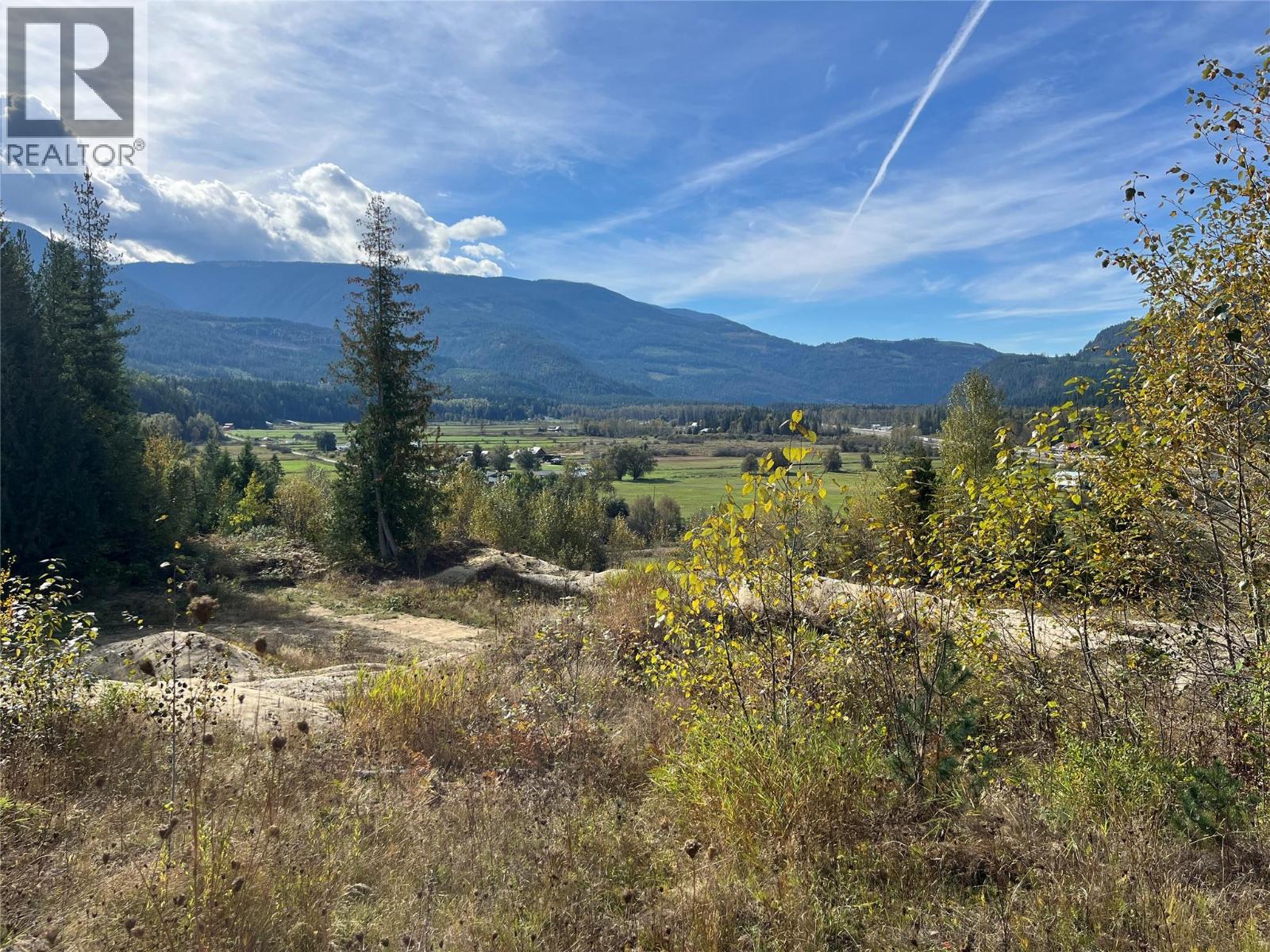  00 Oxbow Frontage Road, Malakwa