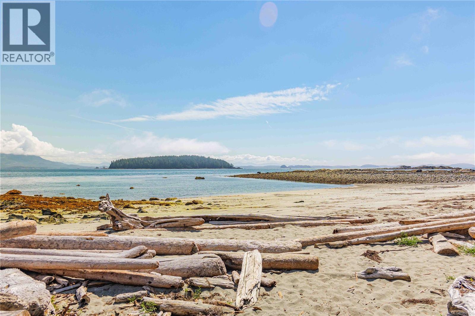 1182 Sixth Ave, Ucluelet