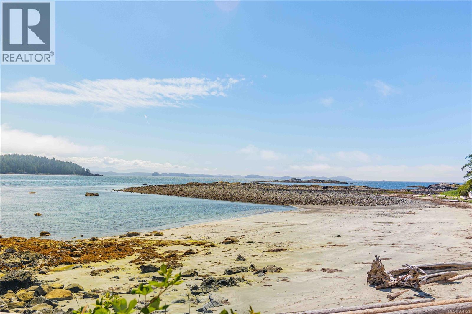 1182 Sixth Ave, Ucluelet