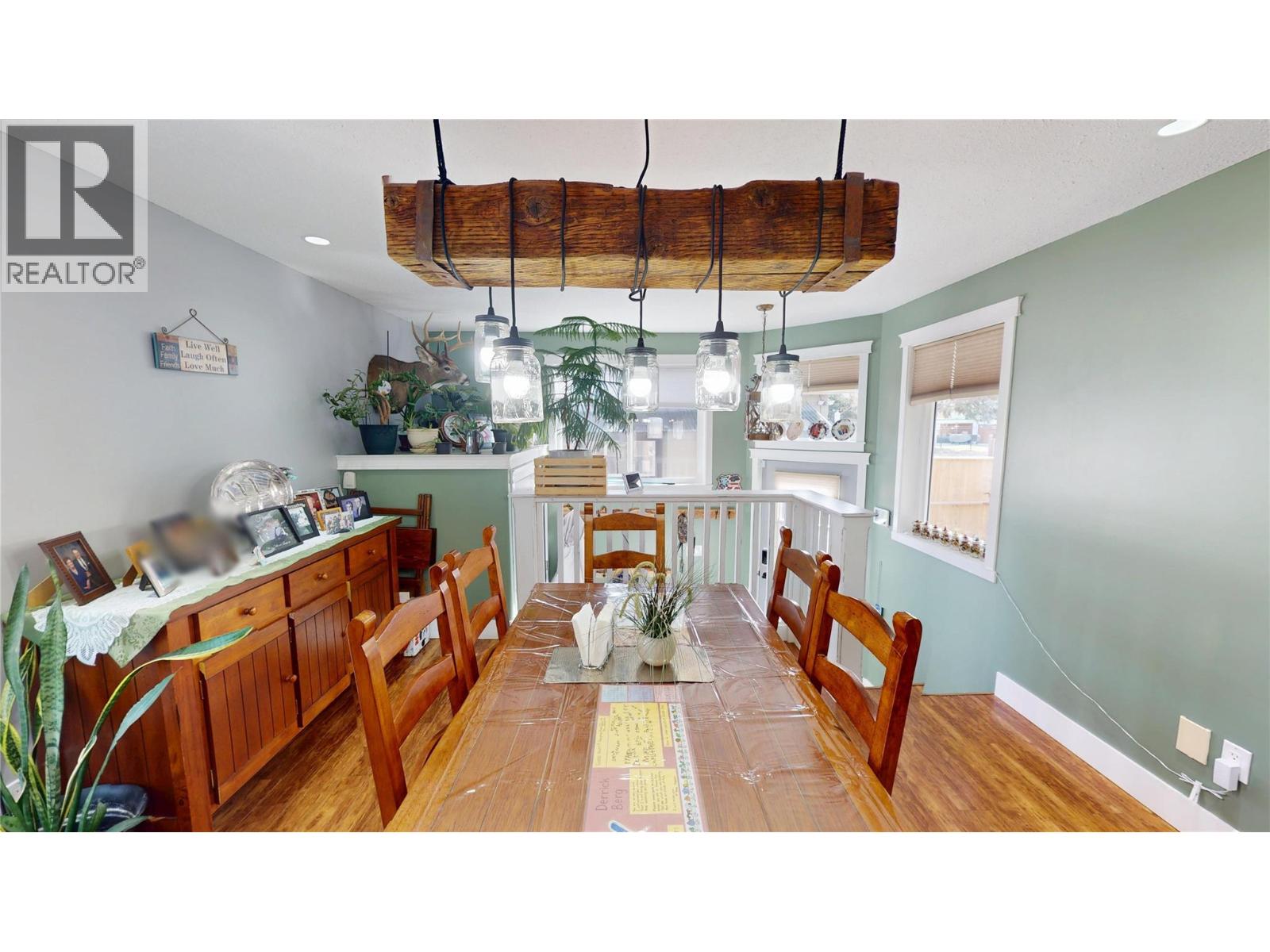 212 16TH Avenue N, Cranbrook