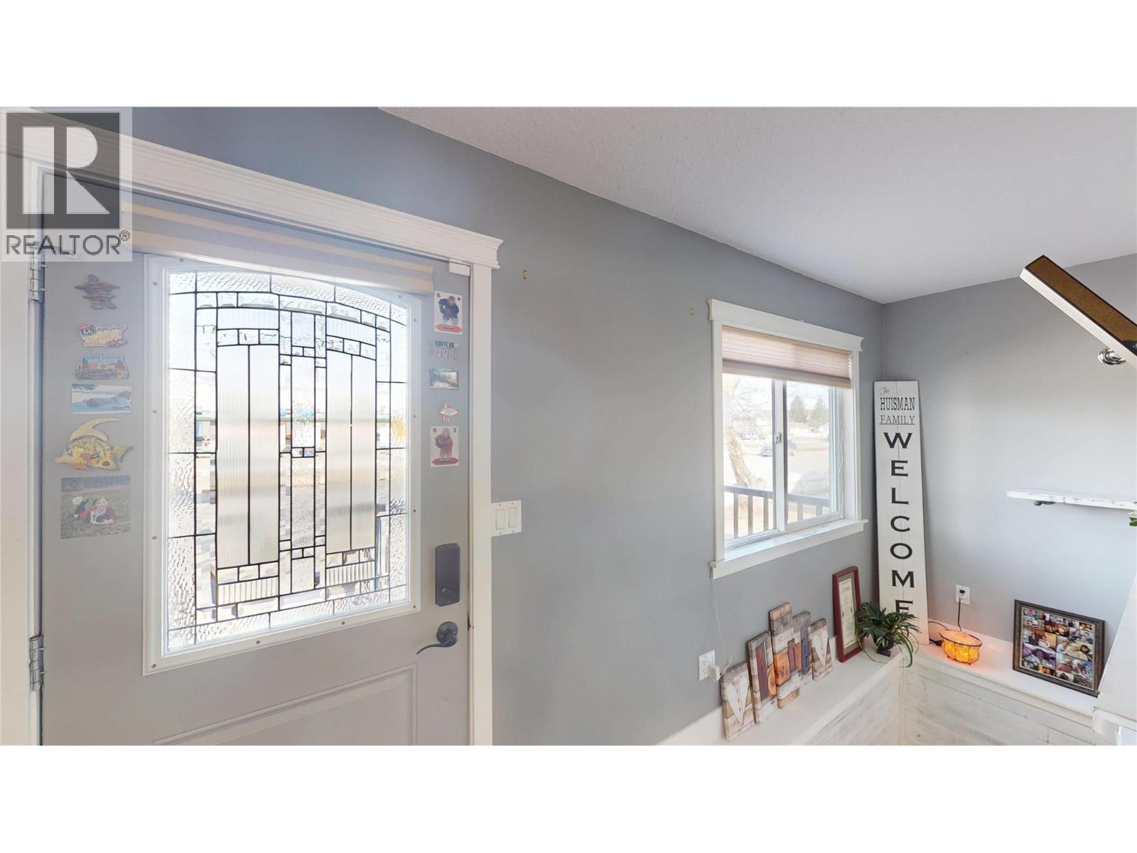 212 16TH Avenue N, Cranbrook