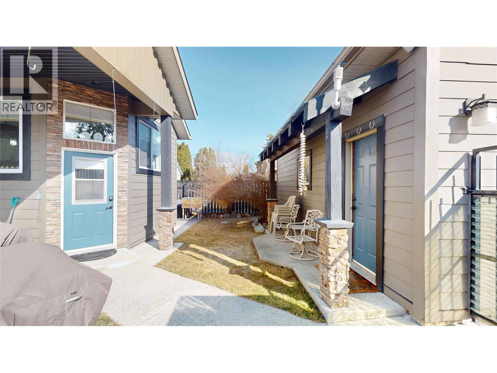 212 16TH Avenue N, Cranbrook