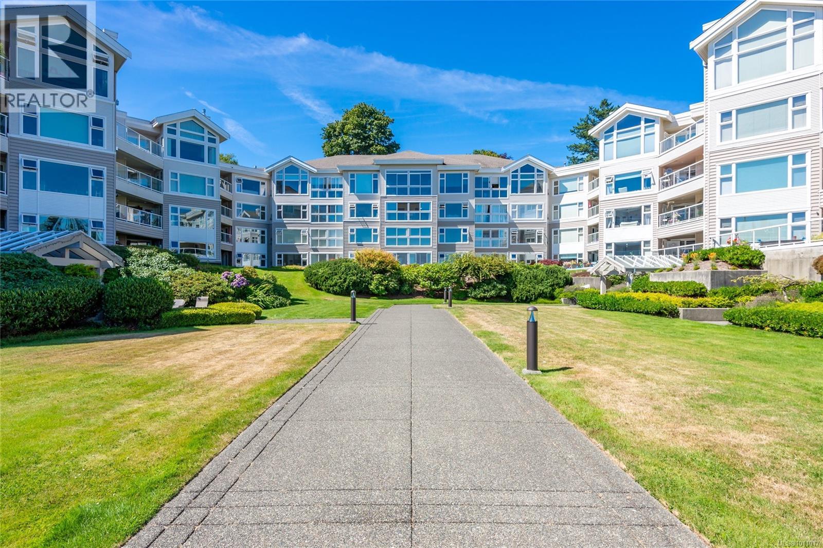 350 Island Hwy S, Campbell River - Exteriors - Full Complex View - Photo 2