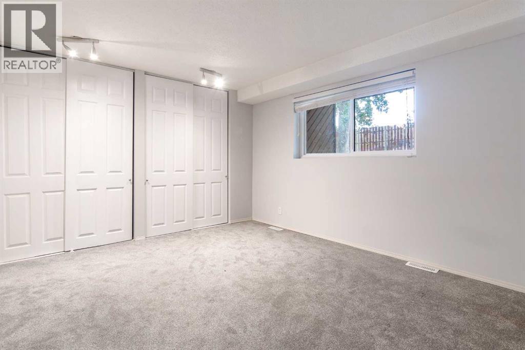 80 Piper Drive, Red Deer