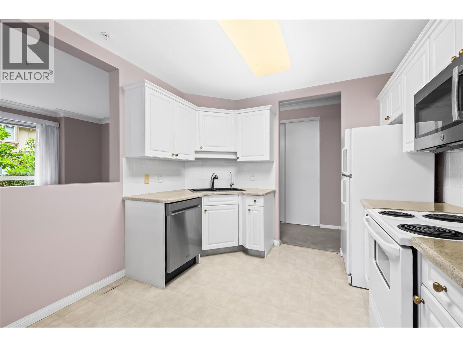 101 1964 Enterprise Way, Kelowna