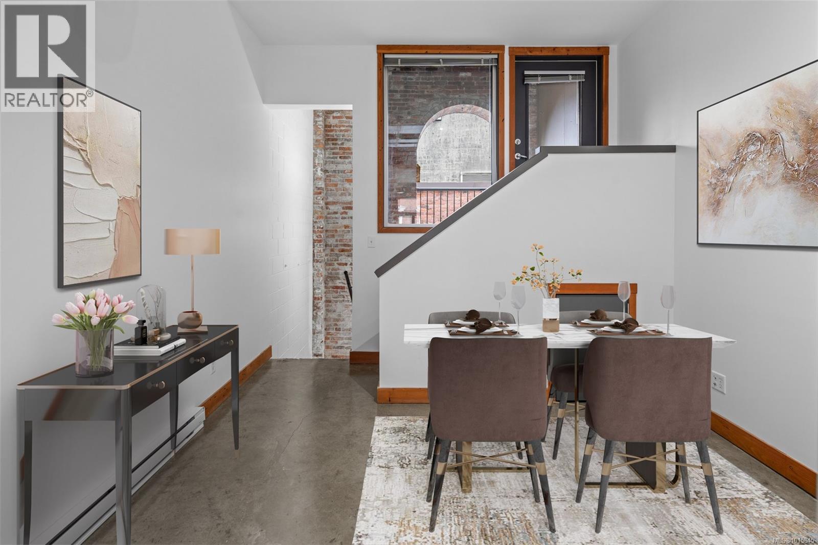 203 588 Pandora Avenue, Victoria