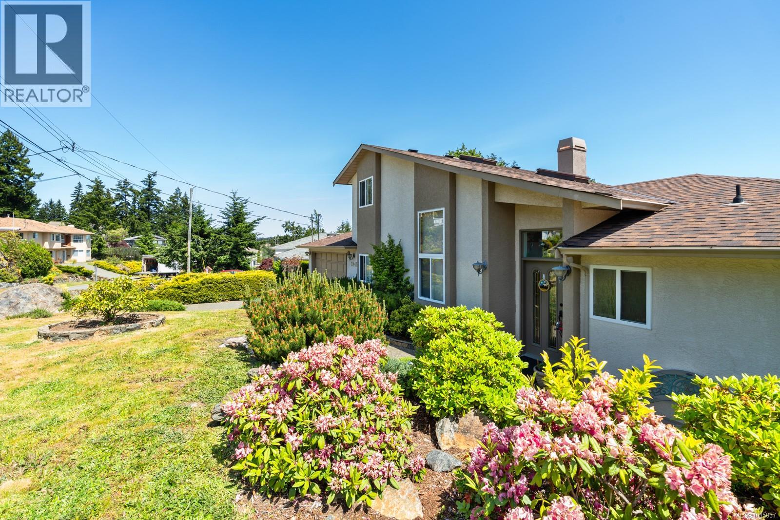  2449 Earls Court, Langford