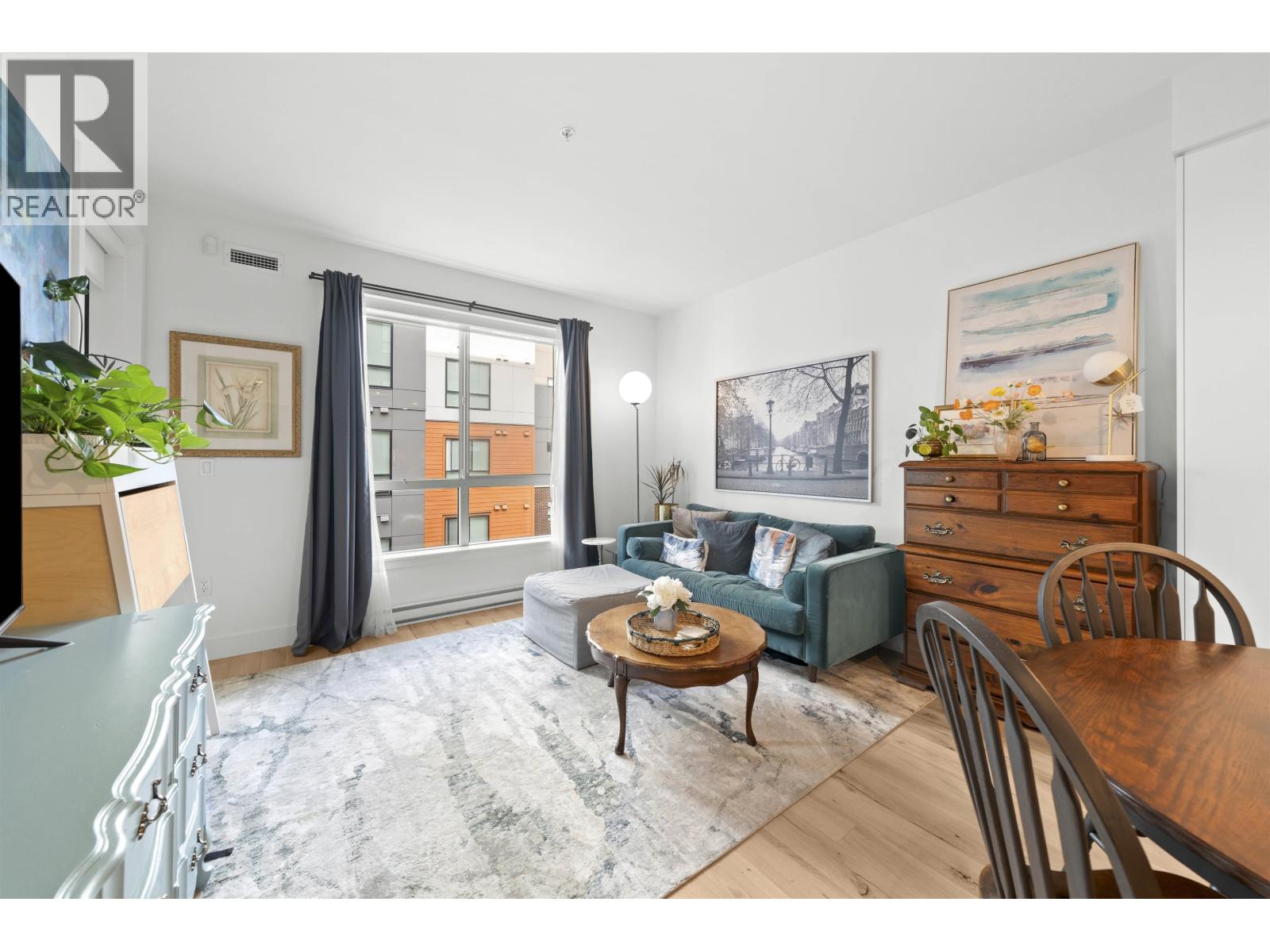 422 3131 MURRAY STREET, Port Moody