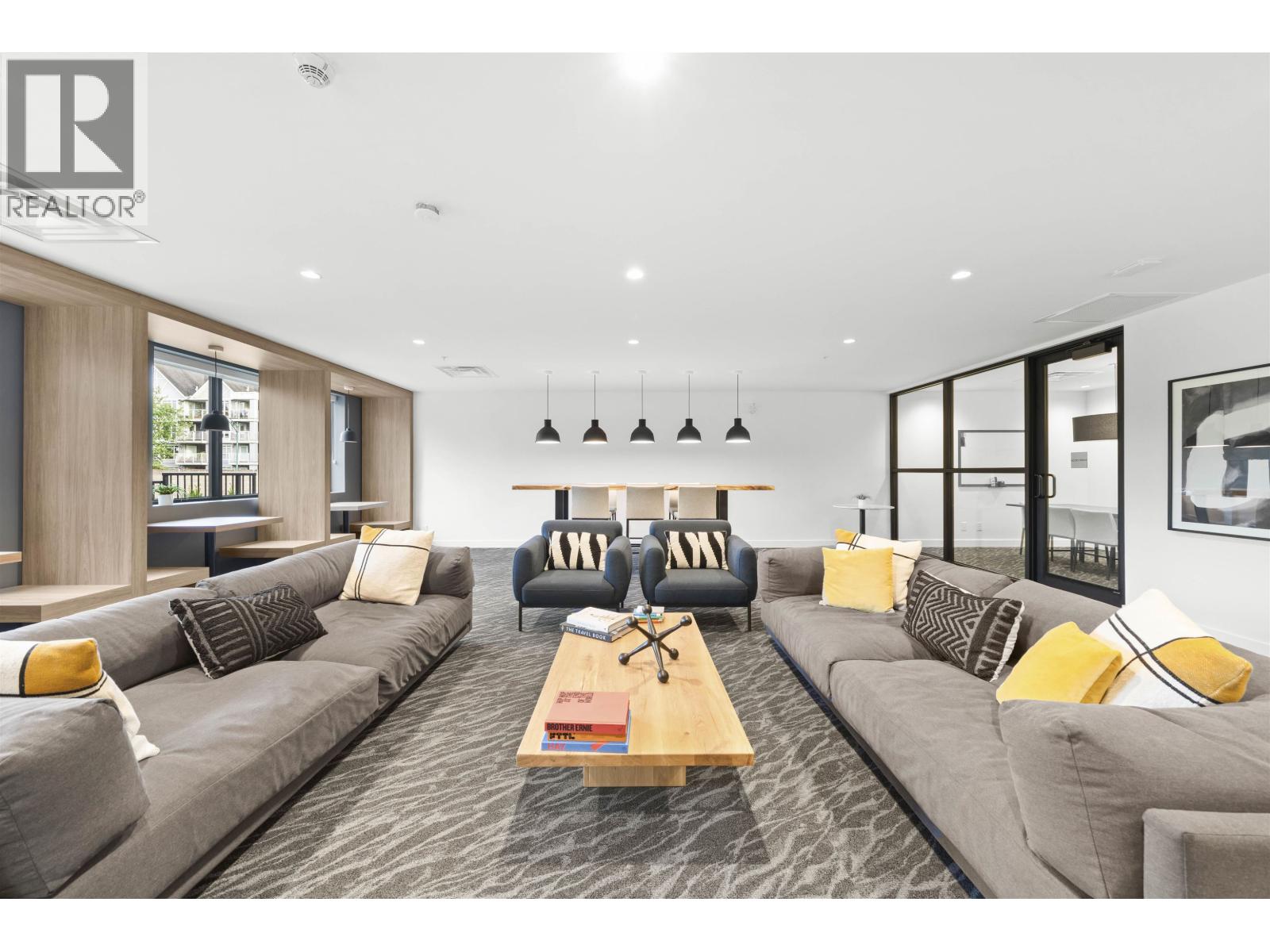 422 3131 MURRAY STREET, Port Moody