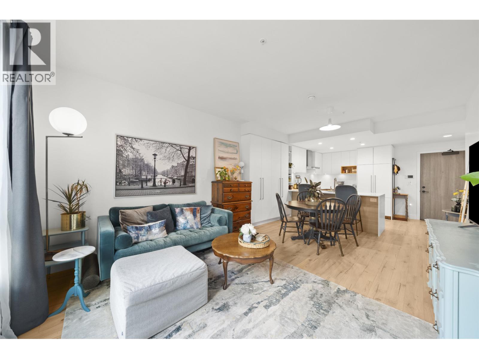 422 3131 MURRAY STREET, Port Moody