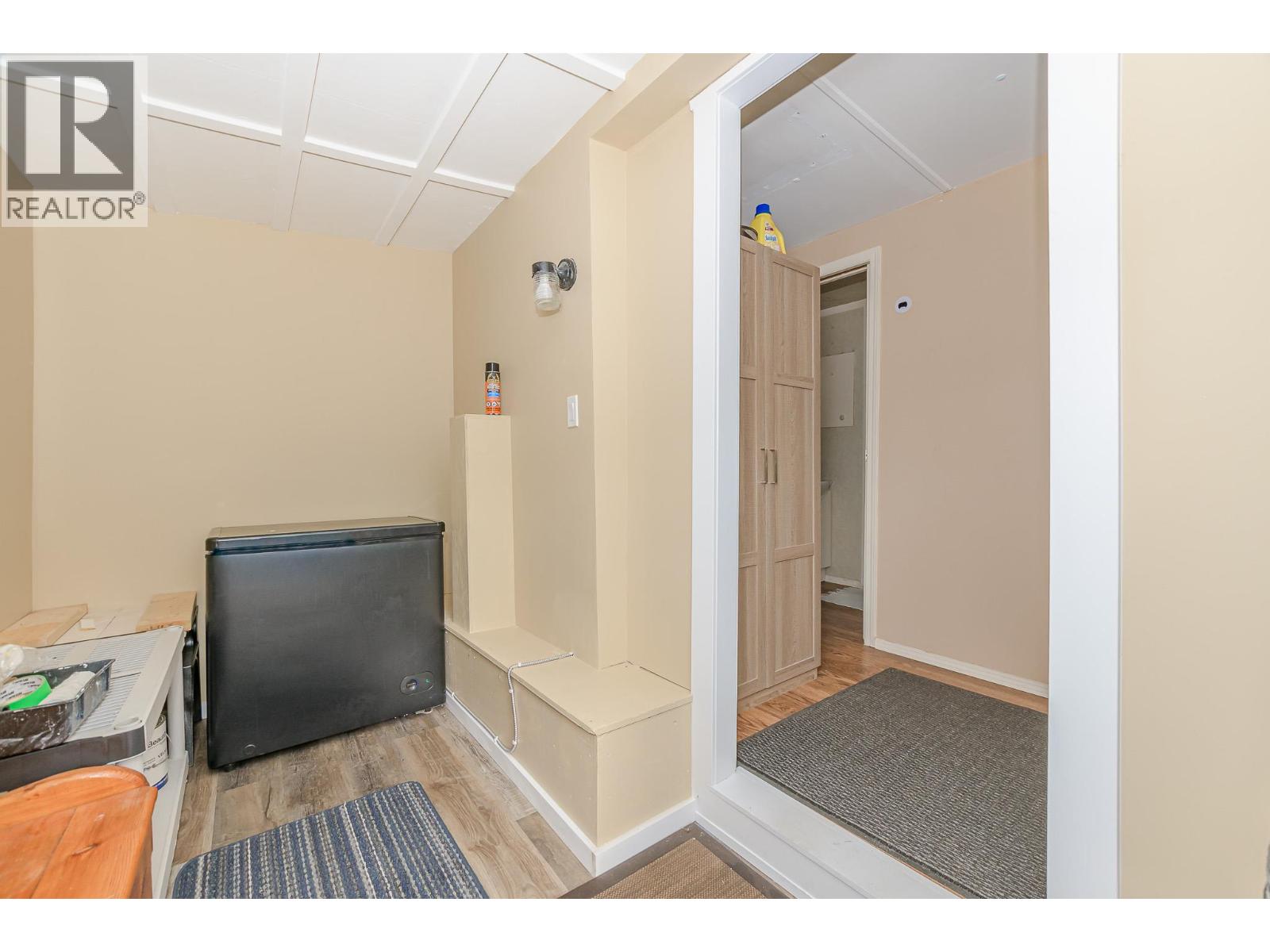  1 Robson Road, Mara