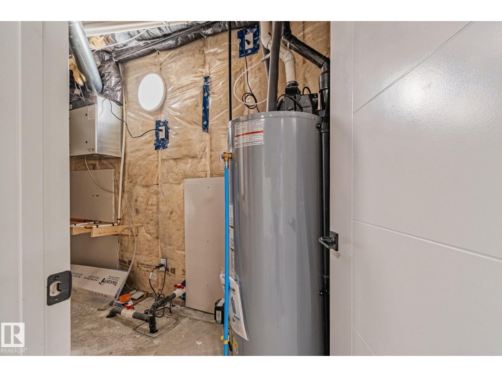 11032 128 ST NW, Edmonton