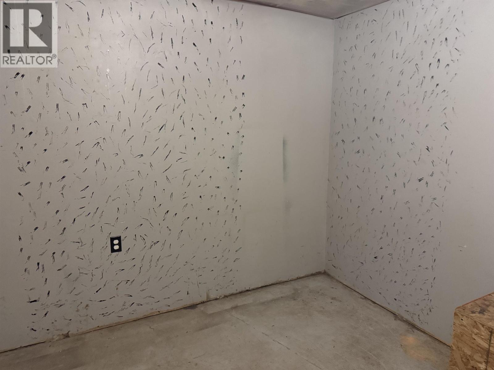 232 BLACKWATER CRESCENT, Mackenzie