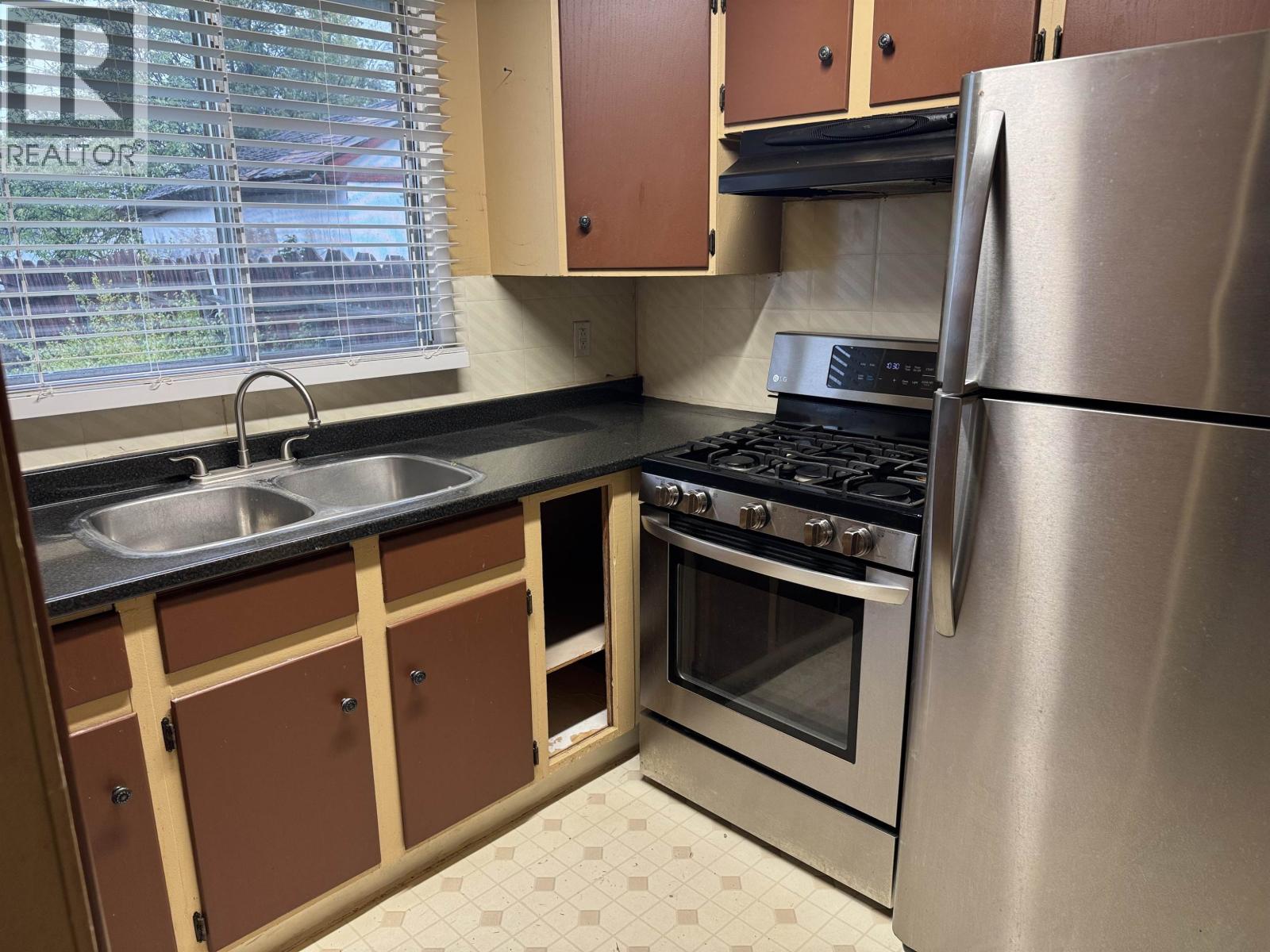 232 BLACKWATER CRESCENT, Mackenzie