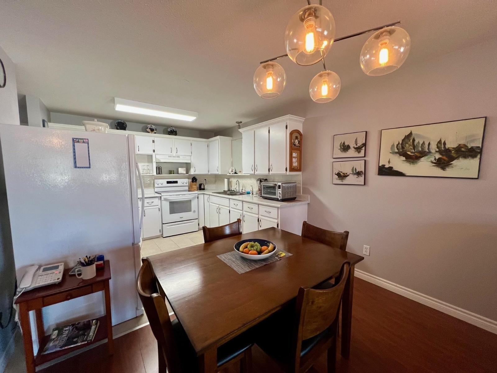 207 45660 KNIGHT ROAD, Sardis West Vedder, Chilliwack
